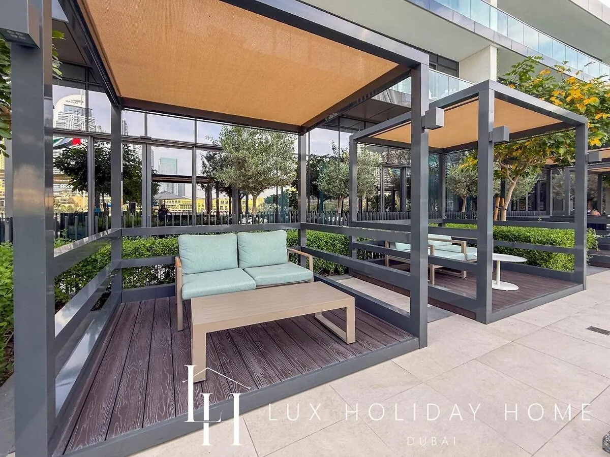 Lux The Grande Signature Skyline Suite 2 Dubai