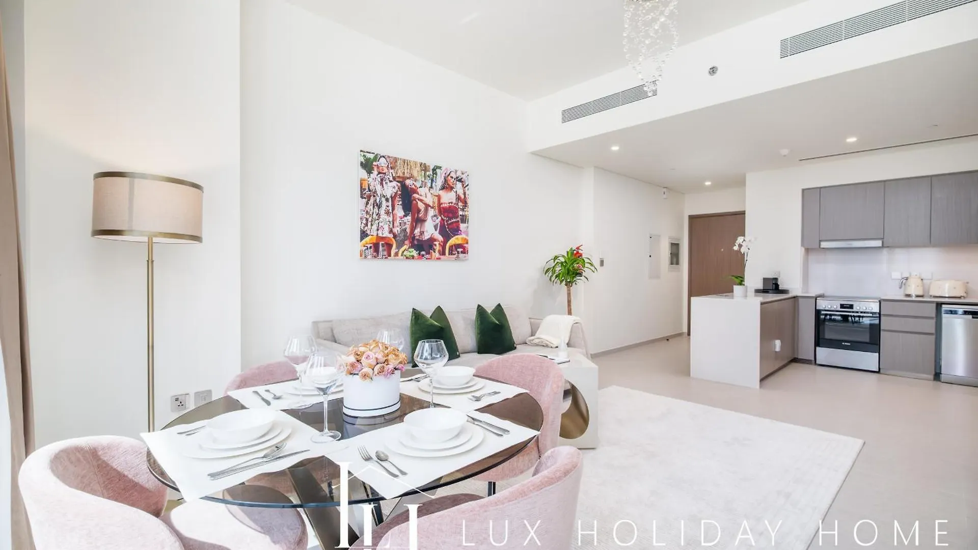 Lux The Grande Signature Skyline Suite 2 Dubai Apartment